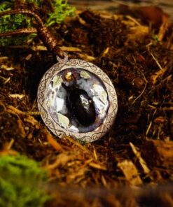 Amulette du Scarabée – Gardien des mystères